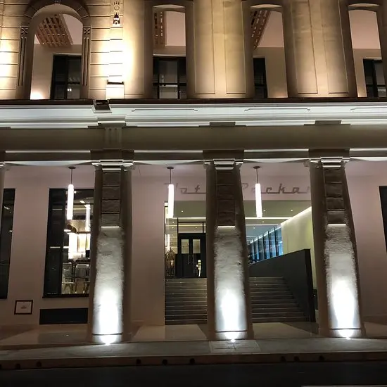 Iluminación de hoteles en La Habana