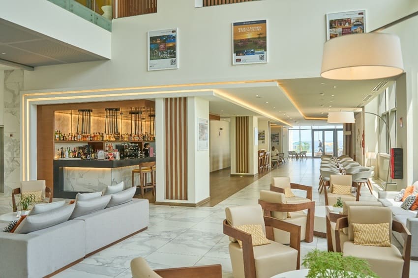 Tendencias sostenibles en interiorismo hotelero para República Dominicana