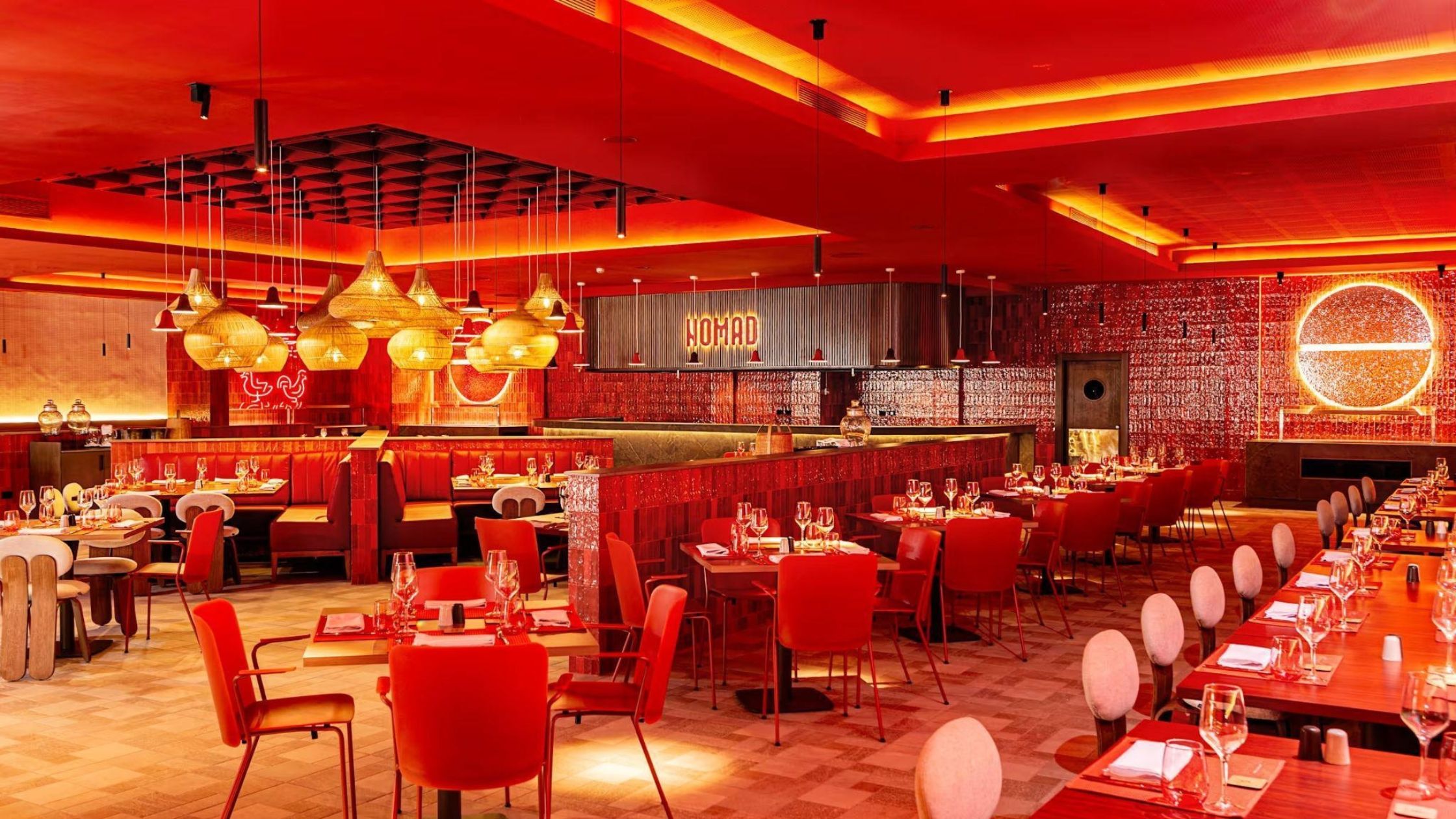 absorción acústica en restaurantes y cafeterías