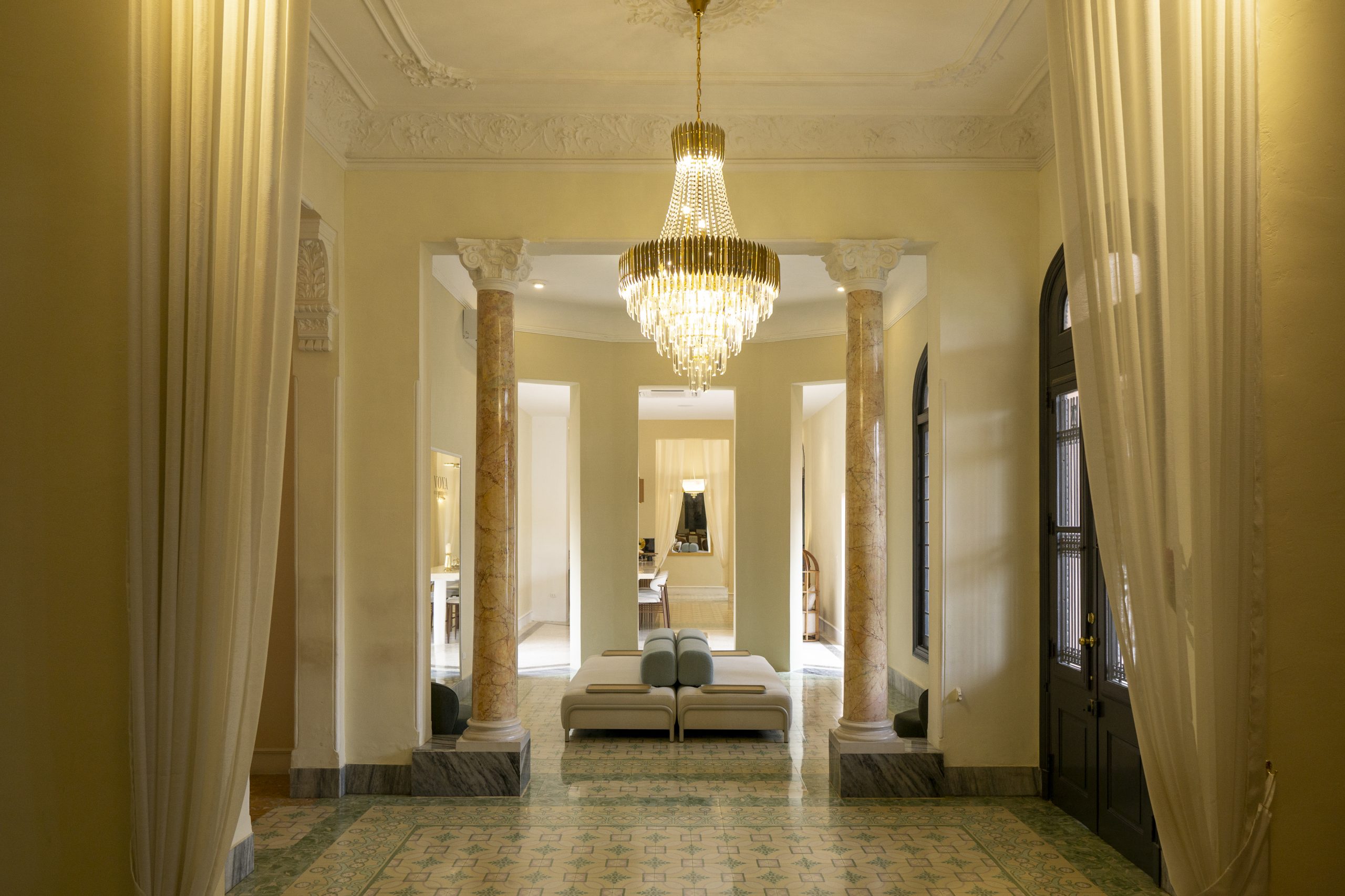 Iluminación en hotel por Onvalue en Cuba